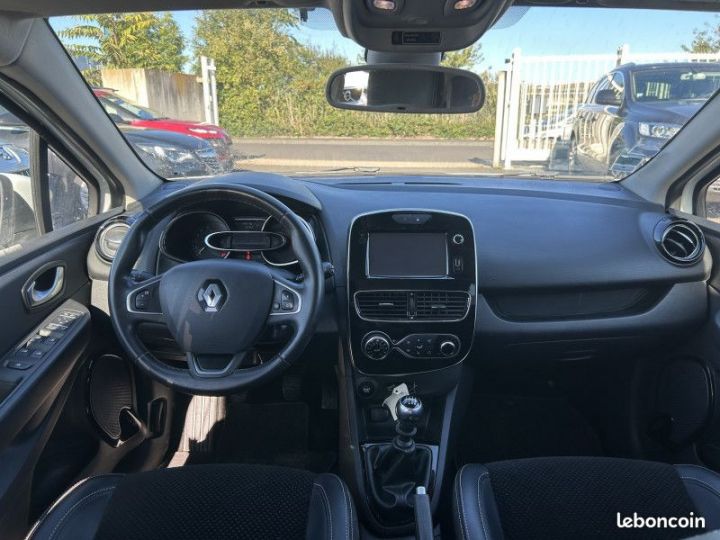 Renault Clio IV ESTATE 1.2 TCE 120CH ENERGY INTENS  - 8