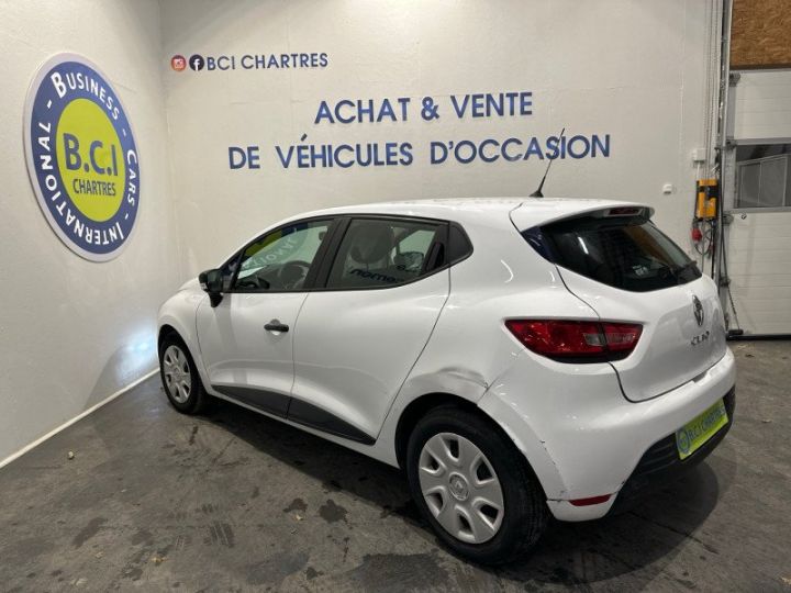 Renault Clio IV STE 1.5 DCI 75CH ENERGY AIR Blanc - 4