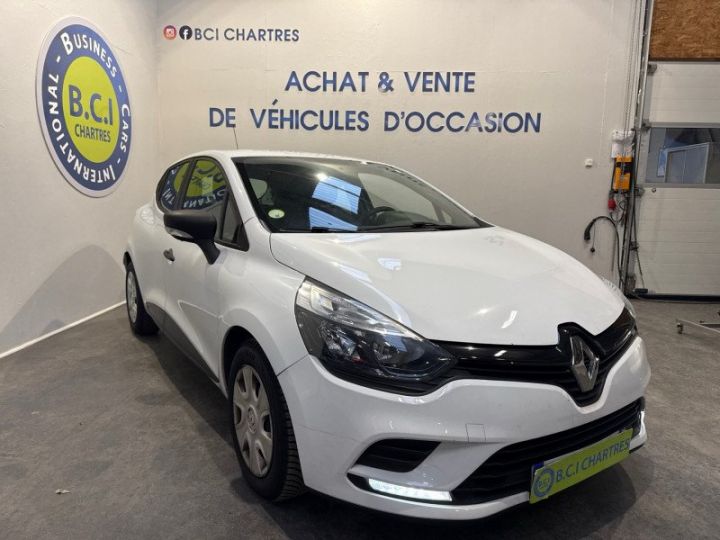 Renault Clio IV STE 1.5 DCI 75CH ENERGY AIR Blanc - 3