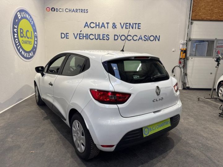 Renault Clio IV STE 1.5 DCI 75CH ENERGY AIR Blanc - 4