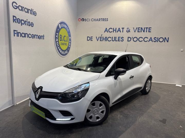 Renault Clio IV STE 1.5 DCI 75CH ENERGY AIR E6C Blanc - 1