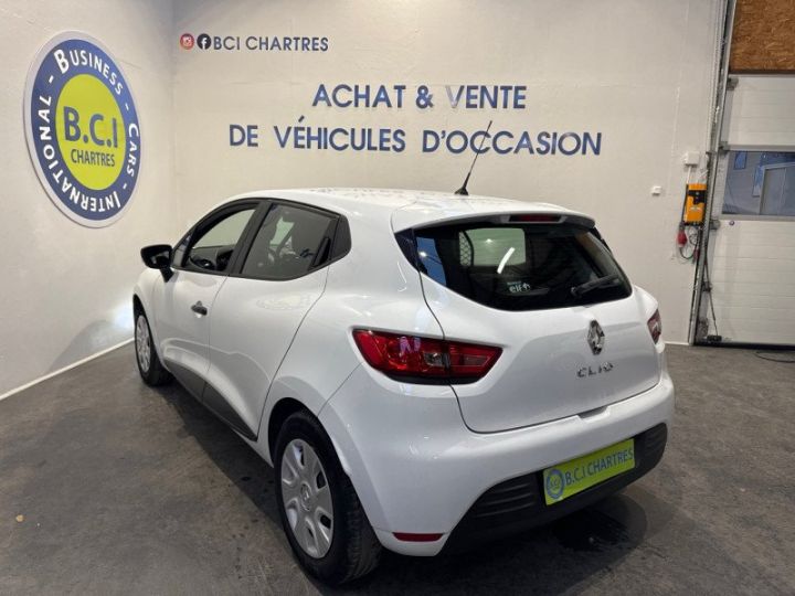 Renault Clio IV STE 1.5 DCI 75CH ENERGY AIR E6C Blanc - 4