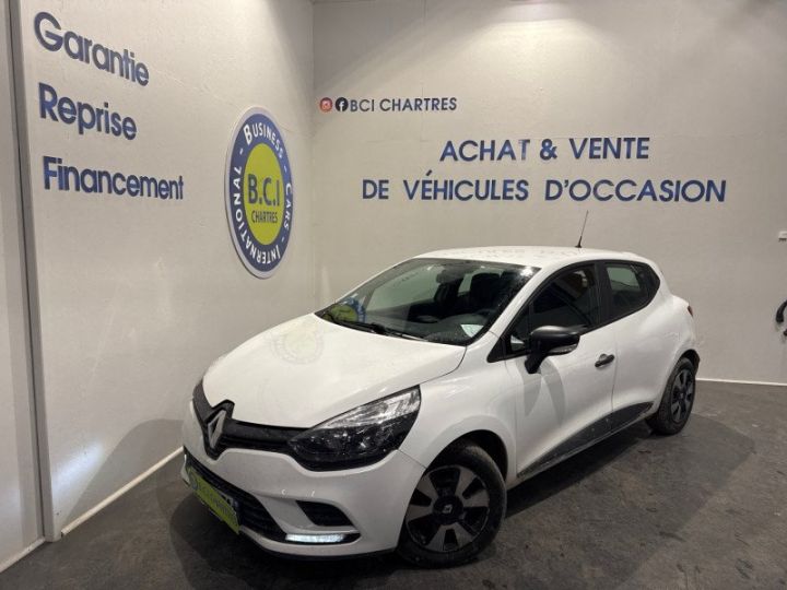 Renault Clio IV STE 1.5 DCI 75CH ENERGY AIR E6C Blanc - 1