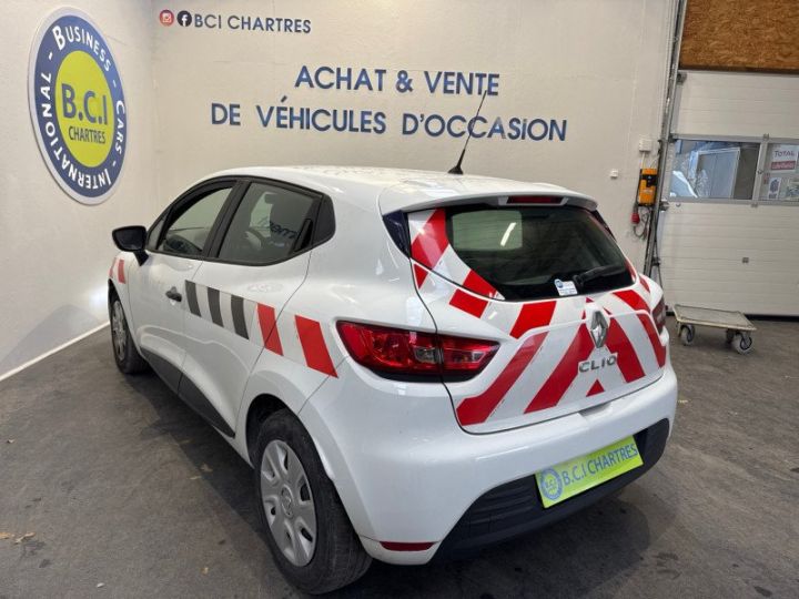 Renault Clio IV STE 1.5 DCI 75CH ENERGY AIR E6C Blanc - 4