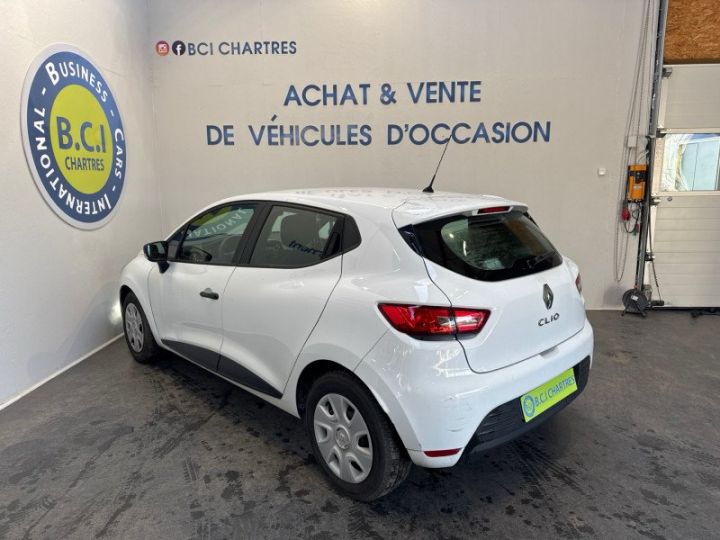 Renault Clio IV STE 1.5 DCI 75CH ENERGY AIR E6C Blanc - 4