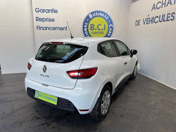 Renault Clio IV STE 1.5 DCI 75CH ENERGY AIR E6C Blanc - 5