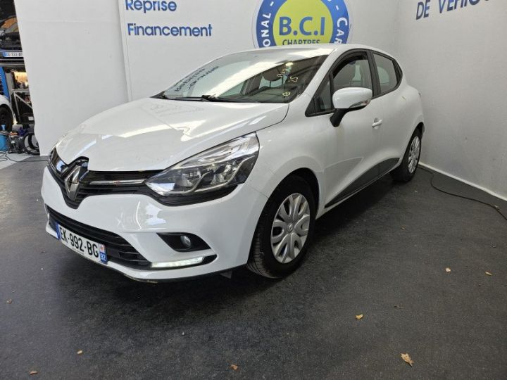 Renault Clio IV STE 1.5 DCI 75CH ENERGY AIR MEDIANAV Blanc - 4