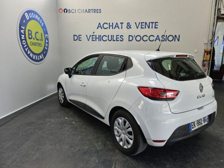 Renault Clio IV STE 1.5 DCI 75CH ENERGY AIR MEDIANAV Blanc - 5