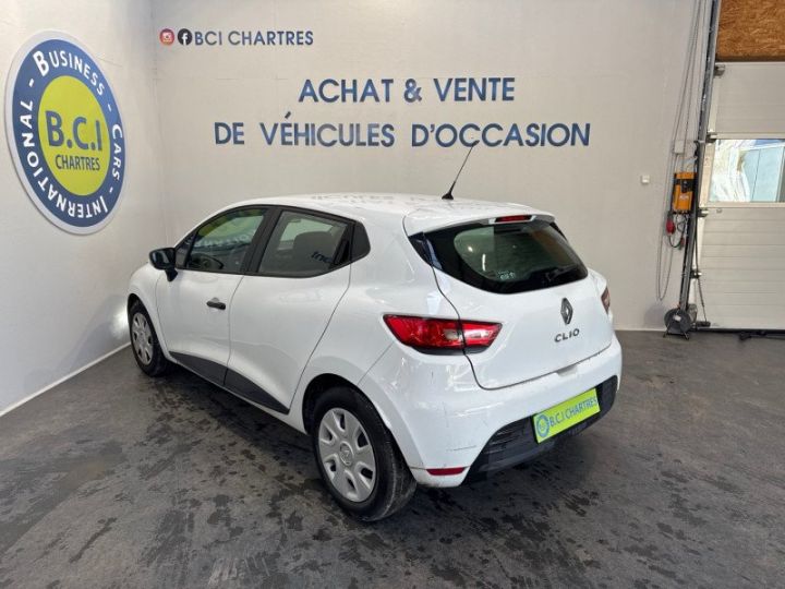 Renault Clio IV STE 1.5 DCI 90CH ENERGY AIR E6C Blanc - 4