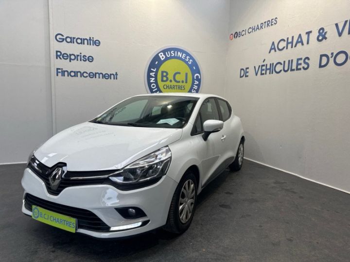 Renault Clio IV STE 1.5 DCI 90CH ENERGY AIR MEDIANAV E6C Blanc - 2