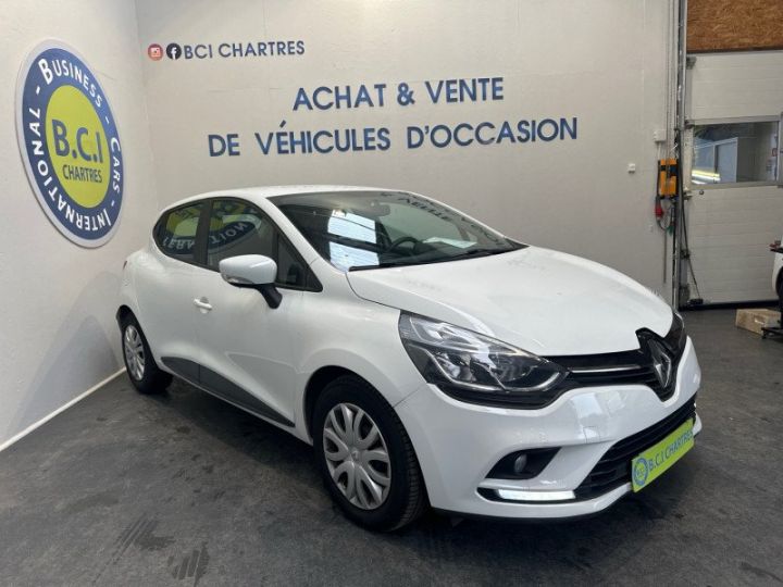 Renault Clio IV STE 1.5 DCI 90CH ENERGY AIR MEDIANAV E6C Blanc - 3