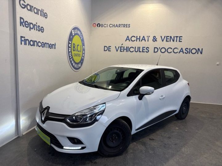 Renault Clio IV STE 1.5 DCI 90CH ENERGY AIR MEDIANAV E6C Blanc - 1