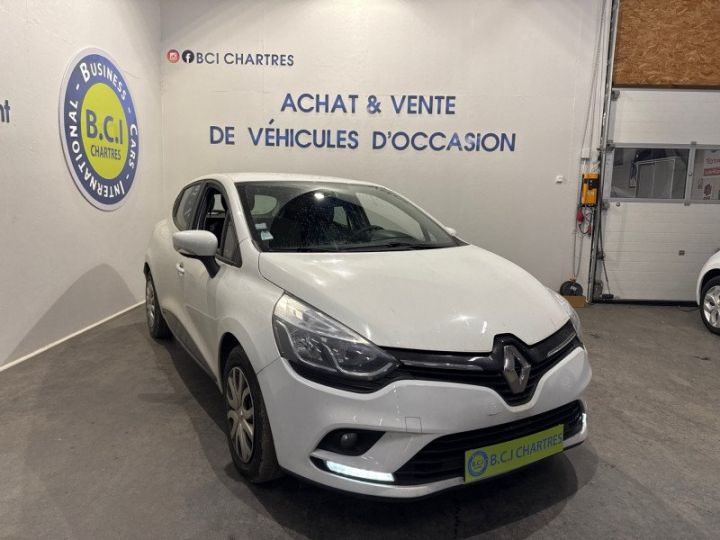 Renault Clio IV STE 1.5 DCI 90CH ENERGY AIR MEDIANAV E6C Blanc - 2