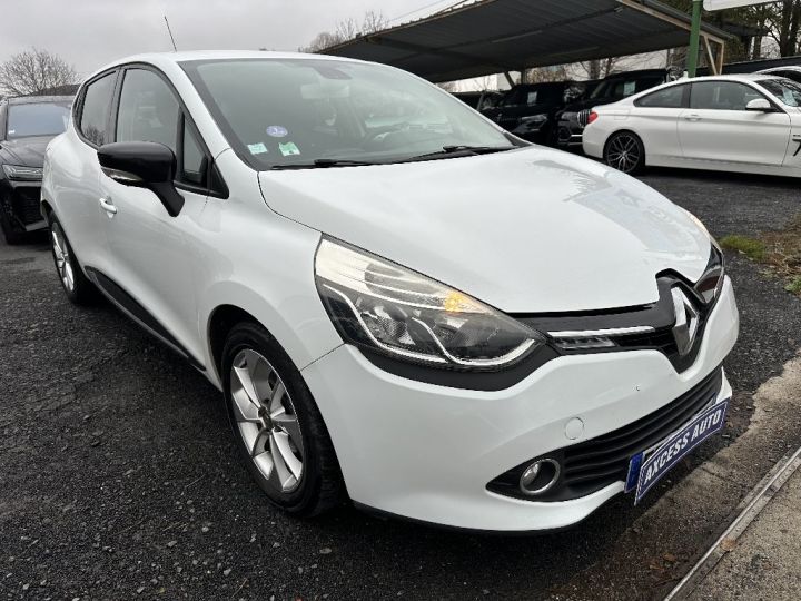 Renault Clio IV TCe 90 SL Limited Blanc - 10