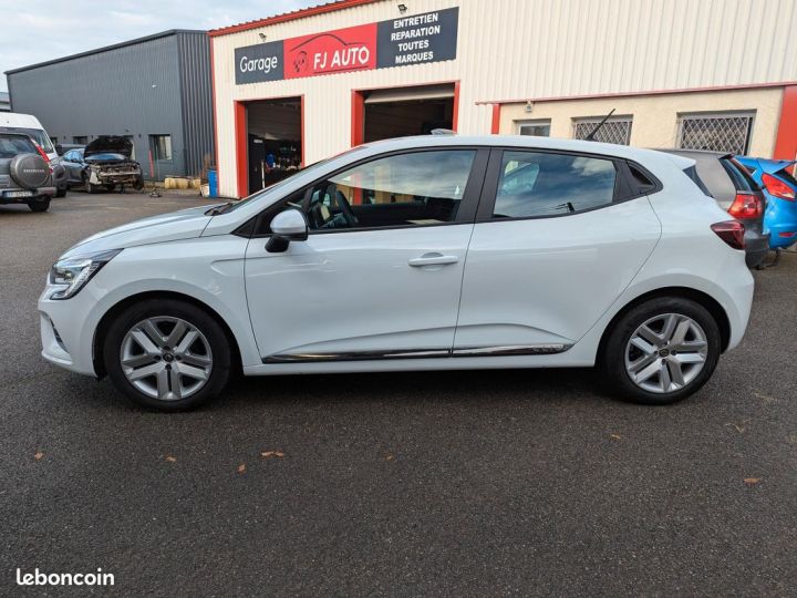 Renault Clio v tce 100 , 31000 km Blanc - 2