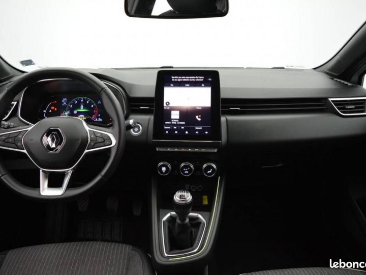 Renault Clio V TCe 90 21N Intens Jantes alliage 17 Viva Stella diamantée noir + EASY LINK 9,3... Blanc - 14