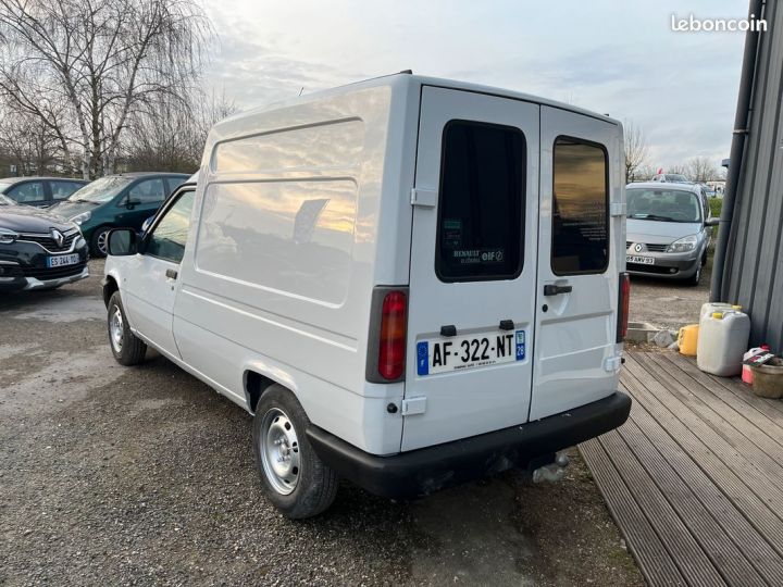 Renault Express 1.9 d 65 cv Blanc - 2