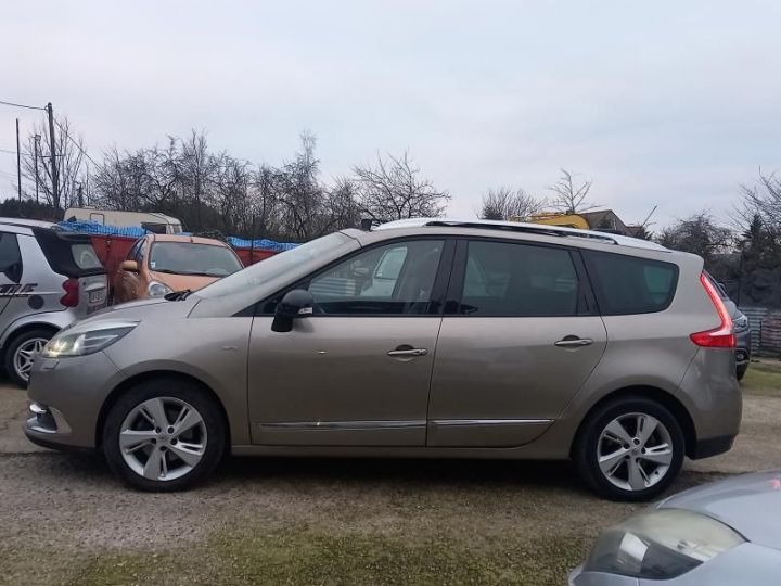 Renault Grand Scenic Scénic III (2) 1.5 DCI 110 BOSE 7 PL Beige - 2