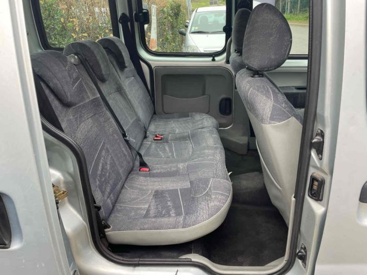 Renault Kangoo 1.2 16V 75CV Gris Laqué - 8