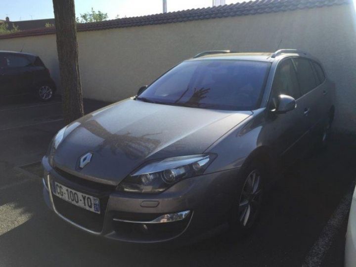 Renault Laguna 3 ESTATE 2.0 DCI 175 FAP INITIALE BVA6     Diesel GRIS METAL - 2