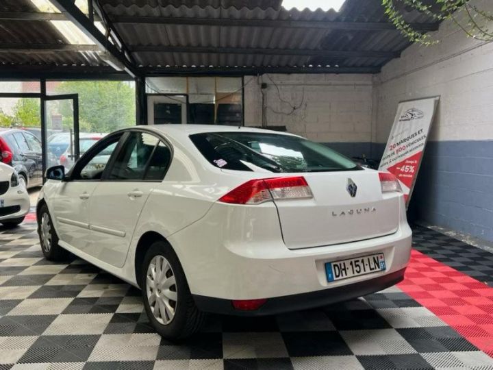 Renault Laguna III 1.5 DCI 110CH EXPRESSION ECO² Blanc - 5