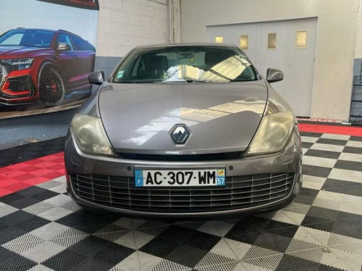 Renault Laguna III COUPE 2.0 DCI 150CH DYNAMIQUE Gris F - 2