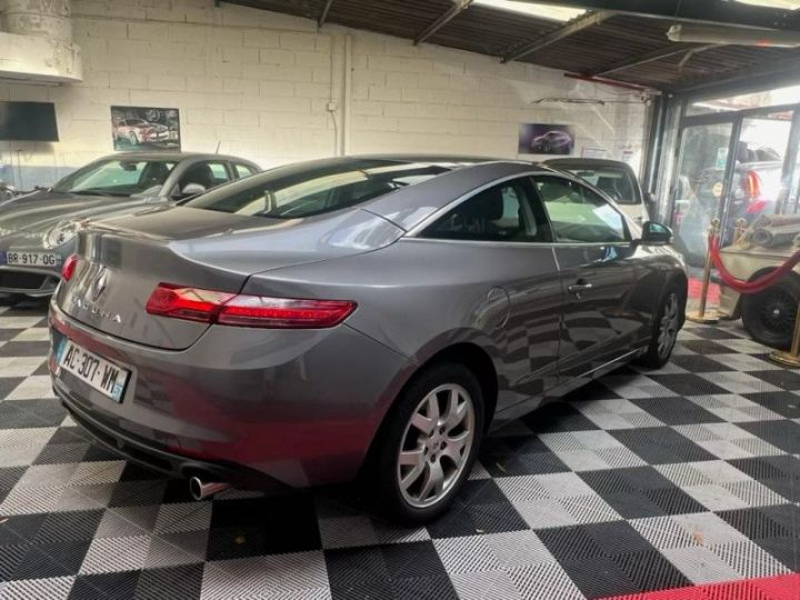 Renault Laguna III COUPE 2.0 DCI 150CH DYNAMIQUE Gris F - 6