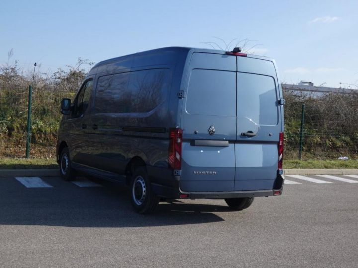 Renault Master FOURGON NOUVEAU TRAC 3T5 L2H2 BLUE DCI 170 EXTRA Gris - 4