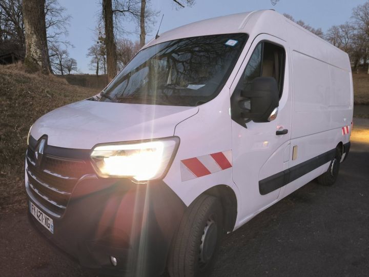 Renault Master GCF F3500 L2H2 135 aménagé BLANC - 1