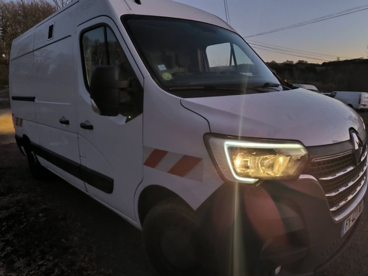 Renault Master GCF F3500 L2H2 135 aménagé BLANC - 3