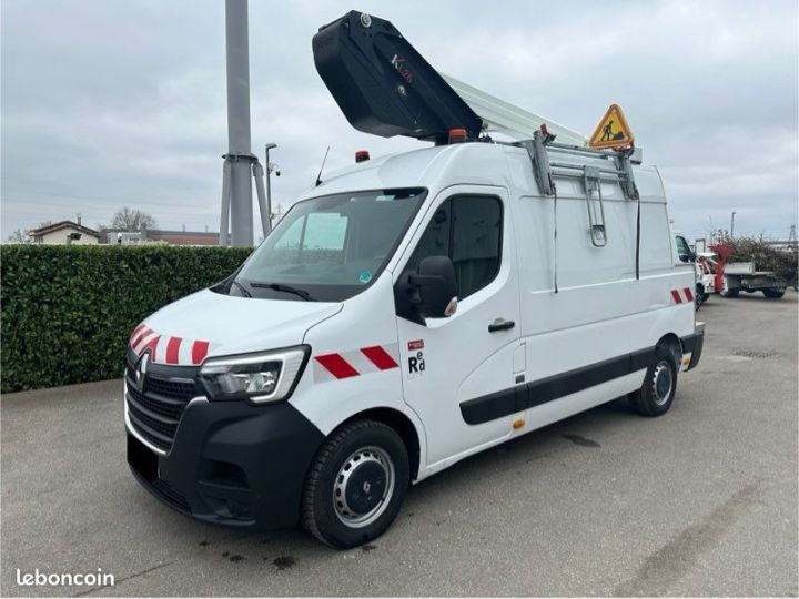 Renault Master l2h2 tronqué nacelle Klubb k26 11m60  - 2