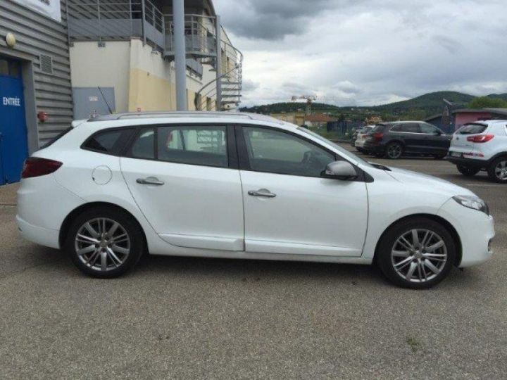 Renault Megane 3 ESTATE 1.6 DCI 130CV ENERGY GT LINE ECO2     Diesel BLANCHE - 13