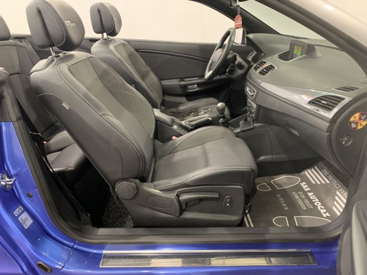 Renault Megane CC III dCi 130 GT LINE Euro 5 Bleu - 11