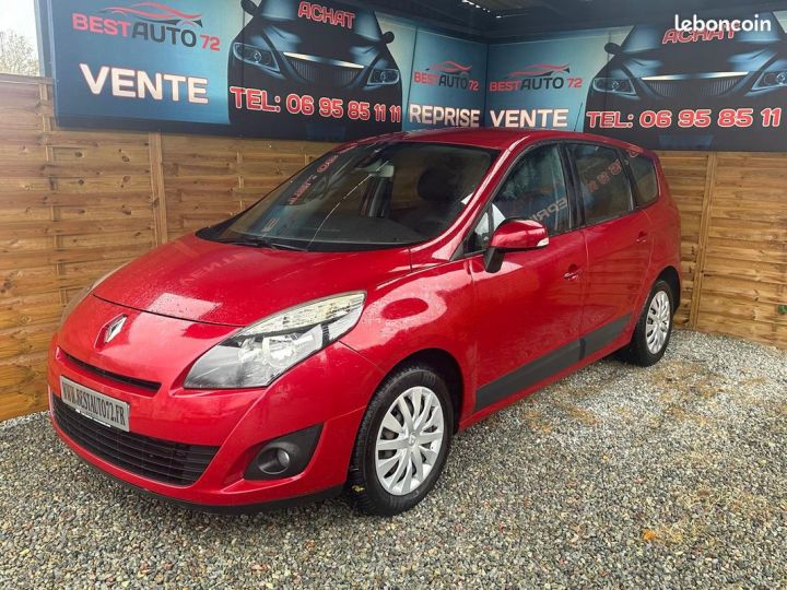 Renault Megane Grand Scenic 1.9 DCi 130CH Expression Rouge - 1