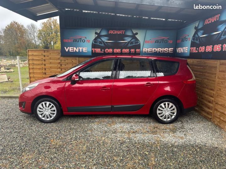 Renault Megane Grand Scenic 1.9 DCi 130CH Expression Rouge - 5