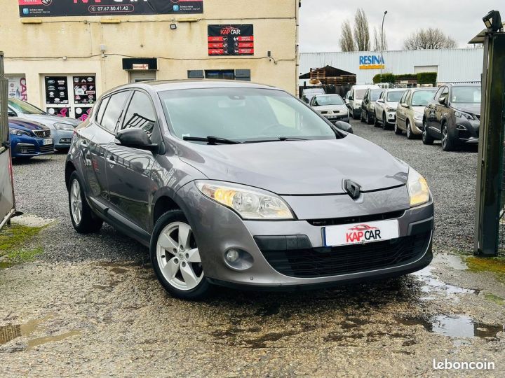 Renault Megane II 1.5 DCI 105 EXCEPTION Garantie 6 mois Gris - 1