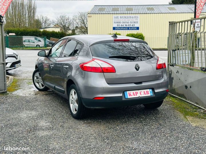 Renault Megane II 1.5 DCI 105 EXCEPTION Garantie 6 mois Gris - 2