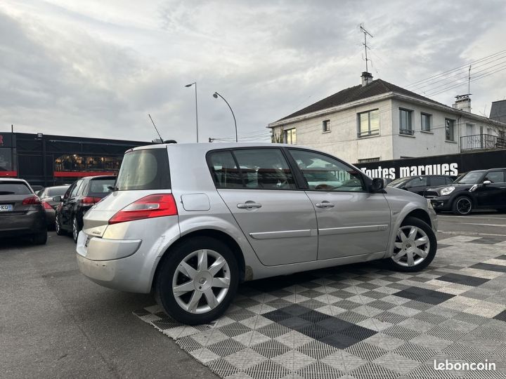 Renault Megane II 2.0 16V 135CH CONFORT DYNAMIQUE Gris - 5