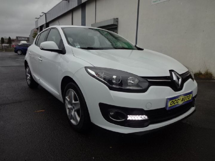 Renault Megane III 1.5 dCi 110 cv Energy Business Blanche - 3