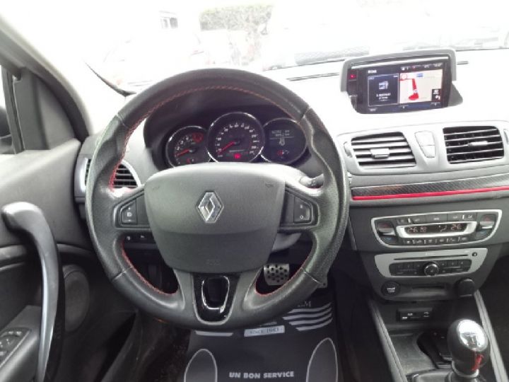 Renault Megane III  1.5 DCI 110 cv GT LINE Blanche - 7