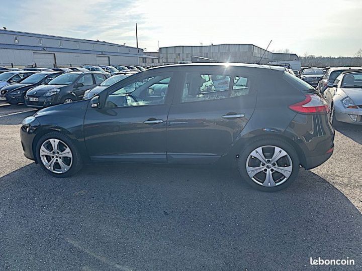 Renault Megane III 2.0 TCE 180CH GT  - 8