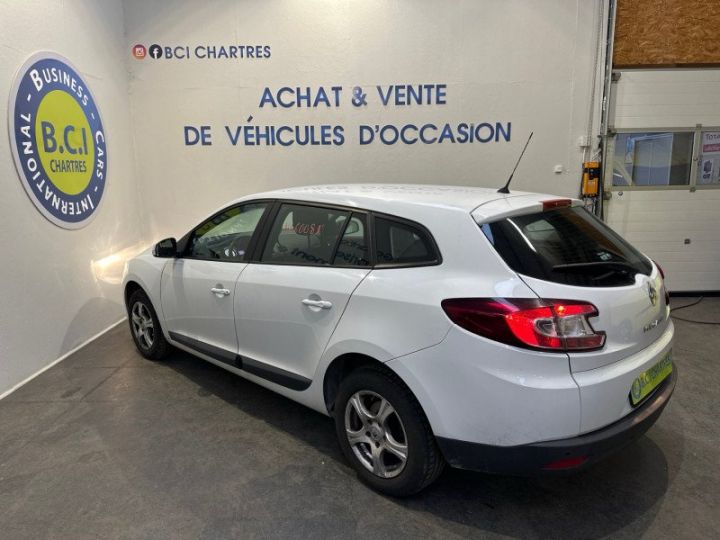 Renault Megane III ESTATE 1.2 TCE 115CH ENERGY LIFE EURO6 2015 Blanc - 4