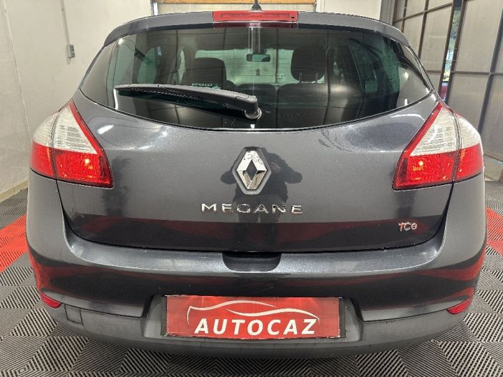 Renault Megane III  TCE 130 Dynamique  Gris Foncé - 7