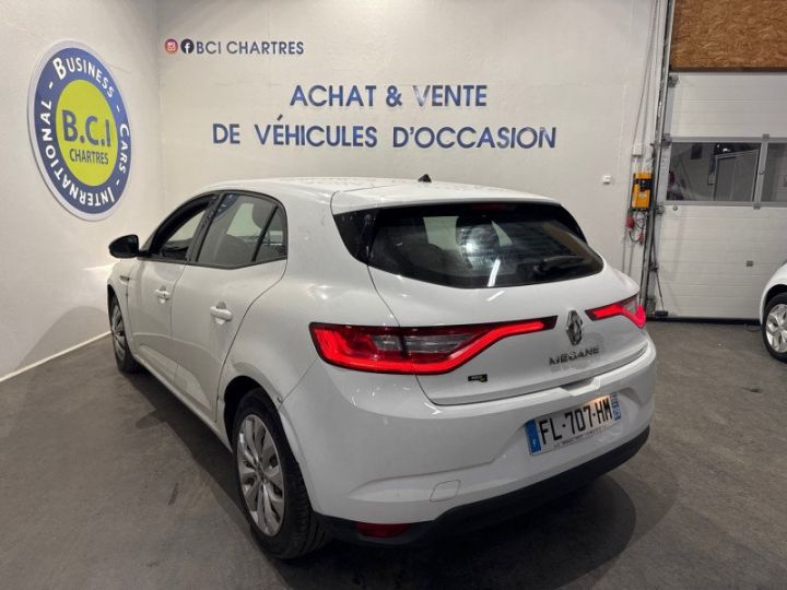 Renault Megane IV 1.5 BLUE DCI 95CH LIFE Blanc - 4