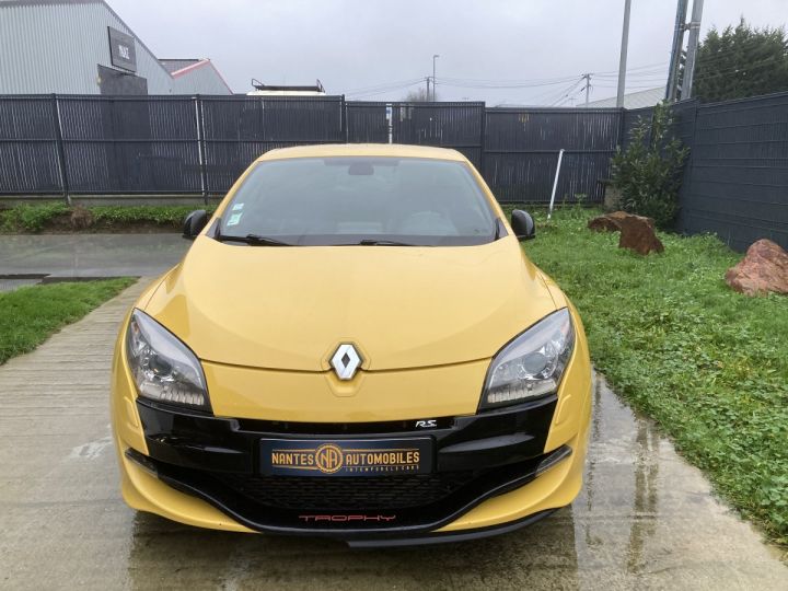 Renault Megane RENAULT MEGANE 3 RS LUXE 250 CH CHASSIS CUP  JAUNE RACING OPAQUE  - 6