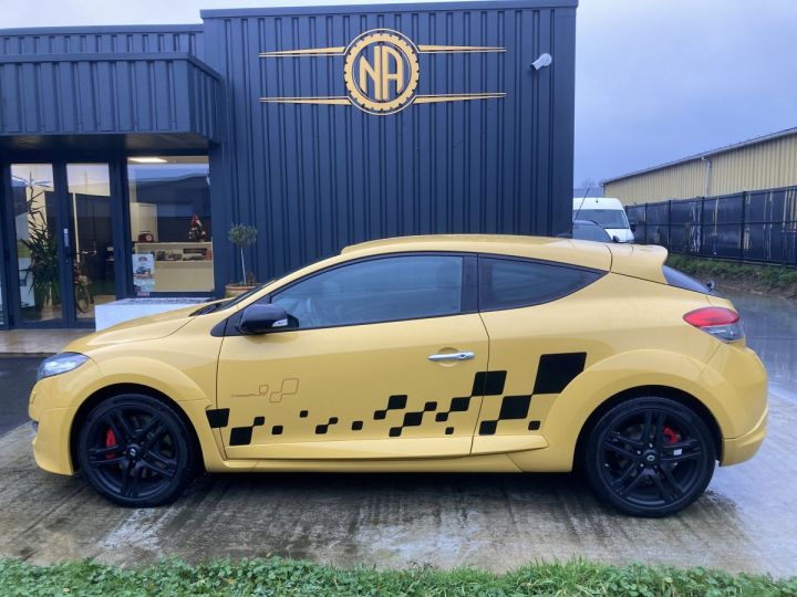 Renault Megane RENAULT MEGANE 3 RS LUXE 250 CH CHASSIS CUP  JAUNE RACING OPAQUE  - 12