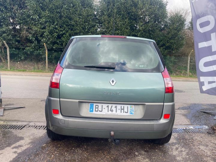 Renault Megane SCENIC II 2.0i 16V 135CV Vert Amande Laqué - 12