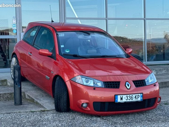 Renault Megane sport RS Orange - 2