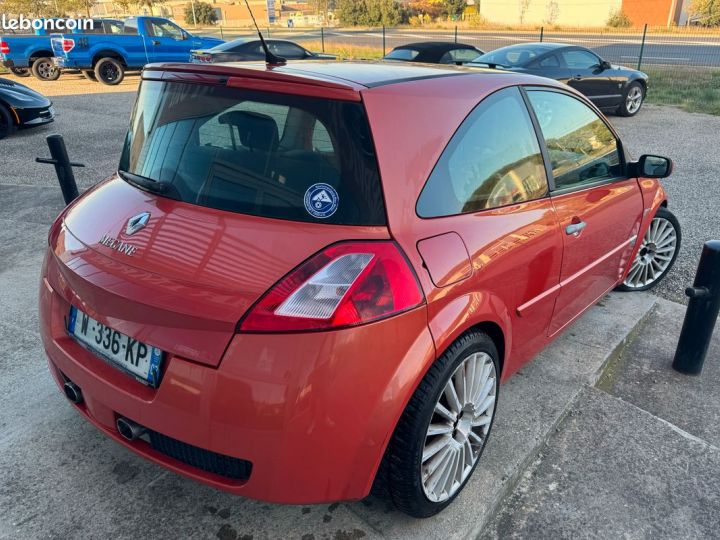 Renault Megane sport RS Orange - 3