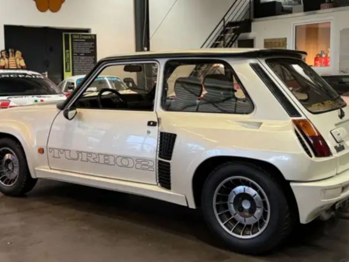 Renault R5 Turbo blanc - 6